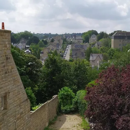 Dinan Château Extérieur photo