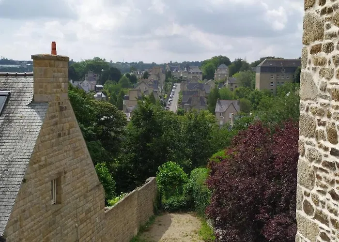 Dinan Château